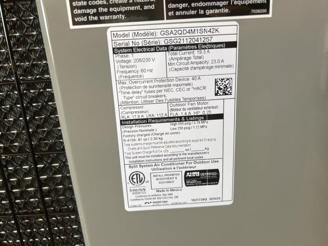 3.5 Ton Single-Stage Split-System Manufactured Housing Air Conditioner 208-230/60/1 R410A 13 SEER