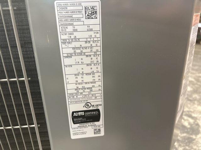 3.5 Ton Single-Stage Split-System Air Conditioner 208-230/60/1 R410A 13.4 SEER2