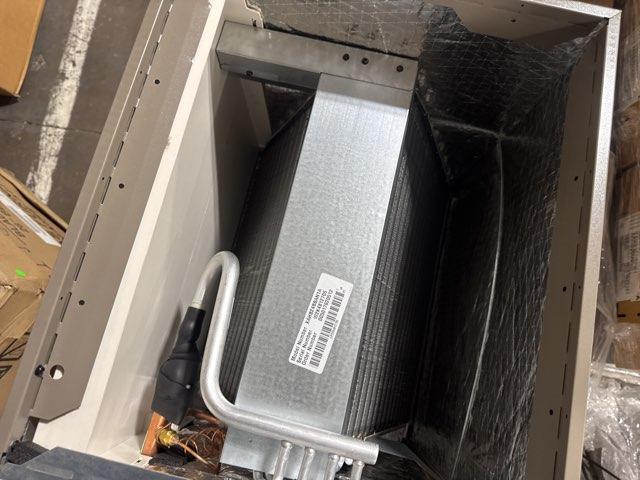 2 Ton AC/HP Horizontal Cased A Coil, R410A CFM 900