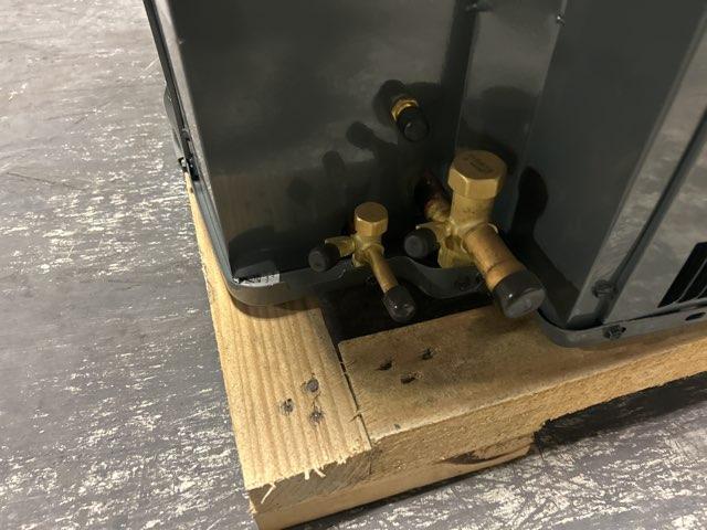 1.5 Ton Single-Stage Split-System Heat Pump 208-230/60/1 R410A 14.3 SEER2