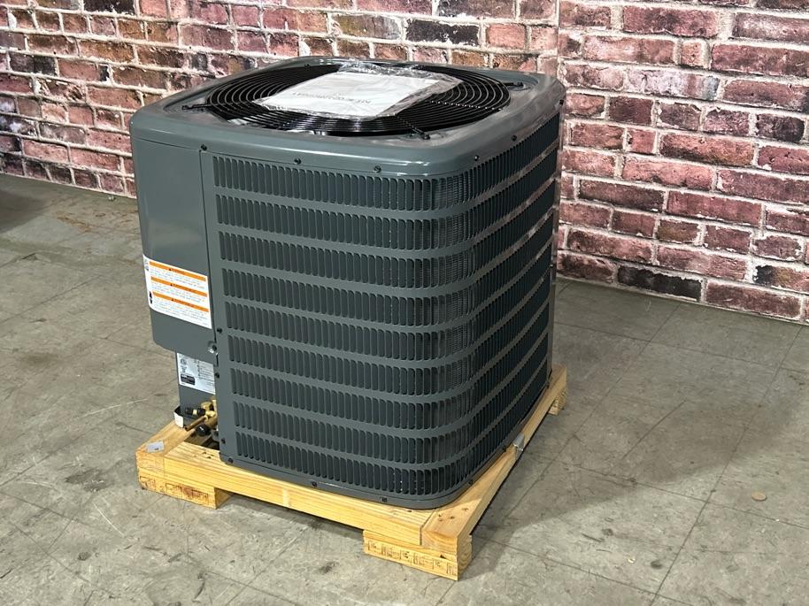 1.5 Ton Single-Stage Split-System Air Conditioner 208-230/60/1 R410A 14.3 SEER2