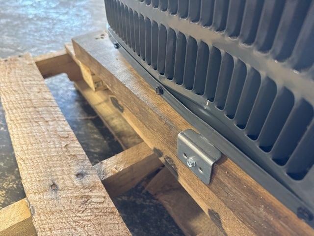 1.5 Ton Single-Stage Split-System Air Conditioner 208-230/60/1 R410A 14.3 SEER2