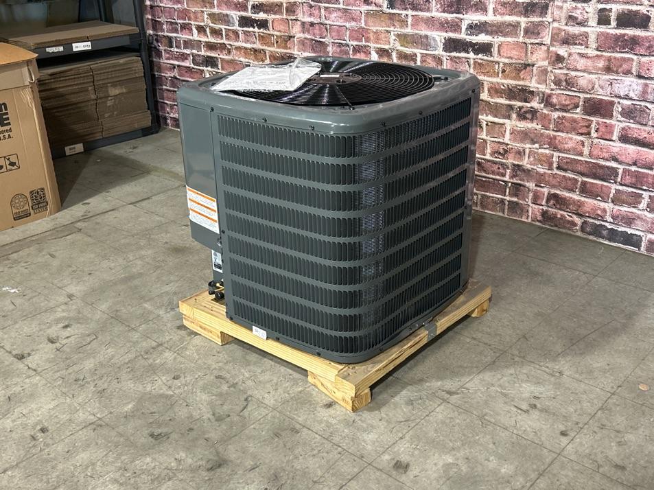 1.5 Ton Single-Stage Split-System Air Conditioner 208-230/60/1 R410A 14.3 SEER2