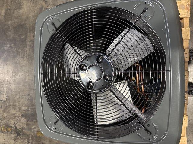 1.5 Ton Single-Stage Split-System Air Conditioner 208-230/60/1 R410A 14.3 SEER2