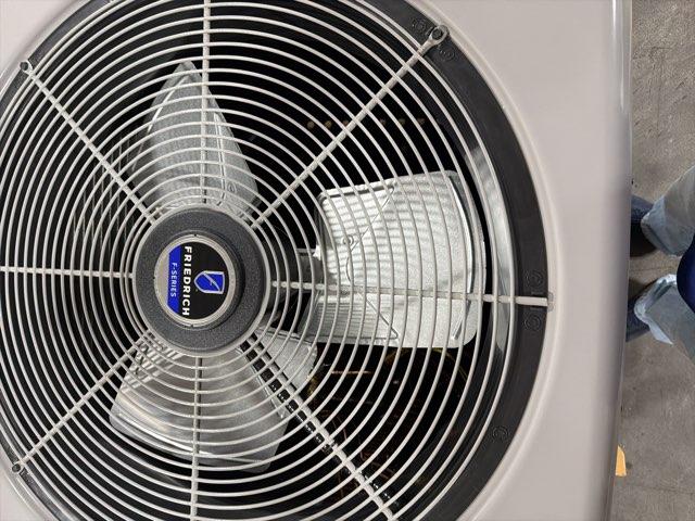 2.5 Ton Two-Stage Split-System Heat Pump 208-230/60/1 R410A 15.2 SEER2