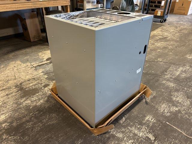 126,000 BTU Single-Stage Upflow/Horizontal ECM Multi Speed Gas Furnace 80% AFUE 115/60/1 CFM: 2310