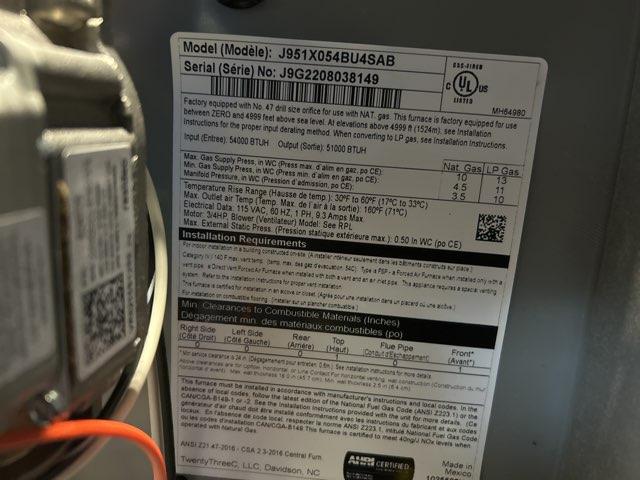 54,000 BTU Single-Stage Upflow/Horizontal ECM Multi Speed Gas Furnace 90% AFUE 115/60/1 CFM: 1845