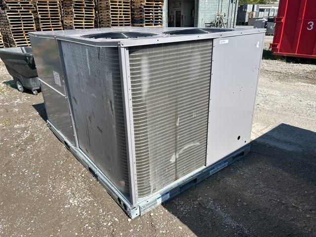 8.5 Ton Two-Stage Convertible Natural Gas/Electric Packaged Unit, 11 EER, 208-230/60/3, R410A
