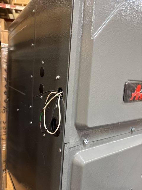 100,000 BTU Low NOx 1-Stg Upflow/Horizontal ECM Multi Speed Gas Furnace 96% 115/60/1 CFM: 2000