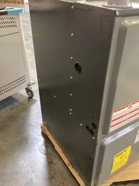 90,000 BTU Low NOx 2-Stg Up/Horz ECM Var Spd Comm Compatible Gas Furnace 95% 115/60/1 CFM: 2000