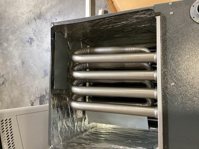 90,000 BTU Low NOx 2-Stg Up/Horz ECM Var Spd Comm Compatible Gas Furnace 95% 115/60/1 CFM: 2000