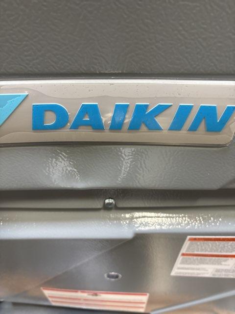 120,000 BTU Low NOx Two-Stage Upflow/Horizontal ECM Multi Speed Gas Furnace 96% 115/60/1 CFM: 2000