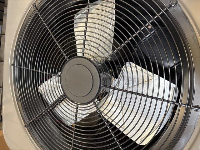 COMMERCIAL USE ONLY! 3 Ton Single-Stage Split-System Air Conditioner; 208-230/60/3, R410A, 14 SEER