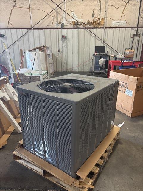 5 Ton Single-Stage Split-System Communicating Heat Pump 208-230/60/1 R410A 15 SEER