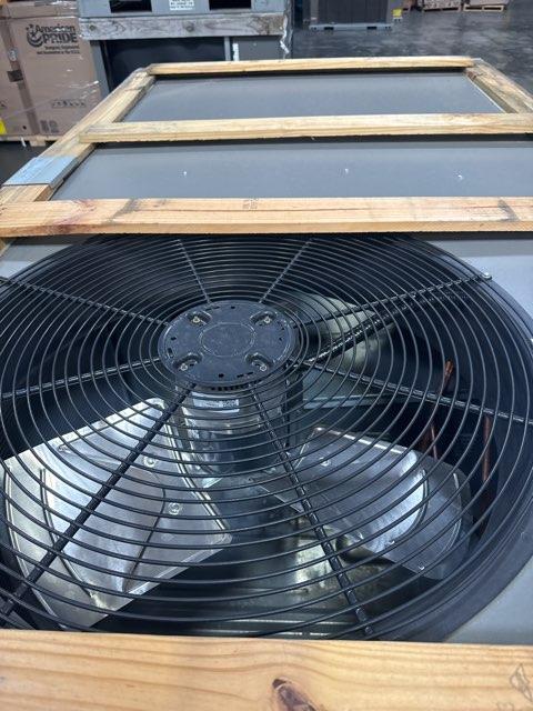 COMMERCIAL 5 Ton Single-Stage Convertible Natural Gas/Electric Packaged Unit 14 SEER 460/60/3 R410A