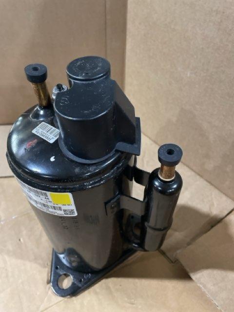 0.75 Ton AC Rotary Compressor 115/60/1 R410A
