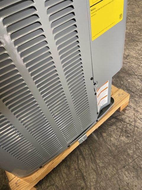 1.5 Ton Single-Stage Split-System Air Conditioner 208-230/60/1 R410A 14.3 SEER2