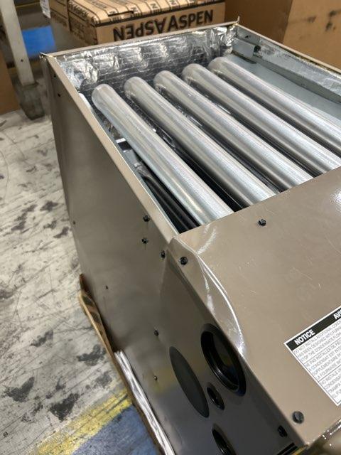 100,000 BTU 2-Stg Multiposition ECM Var Speed Comm Compatible Gas Furnace 96% 115/60/1 CFM: 1757