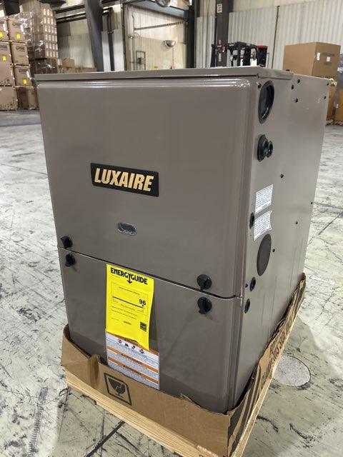 100,000 BTU 2-Stg Multiposition ECM Var Speed Comm Compatible Gas Furnace 96% 115/60/1 CFM: 1757