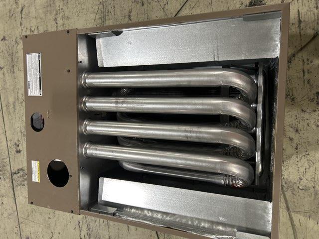 80,000 BTU 2-Stg Multiposition ECM Variable Speed Comm Compatible Gas Furnace 96% 115/60/1 CFM: 1741