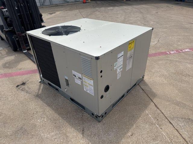 2 Ton Single-Stage Horizontal Natural Gas/Electric Packaged Unit, 13.4 SEER2, 208-230/60/1, R410A