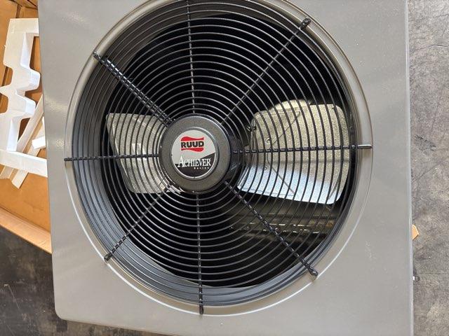 BOMBA DE CALOR DE SISTEMA DIVIDIDO DE 1,5 TONELADAS 208-230/60/1, R410A, 14 SEER