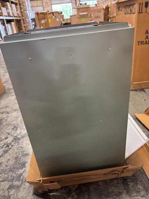 90,000 BTU Modulating Upflow ECM Variable Speed Communicating Gas Furnace 94.1% 115/60/1 CFM: 2000