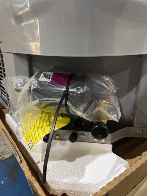 4 Ton Variable Speed Split-System Communicating Heat Pump 208-230/60/1 R410A 18 SEER