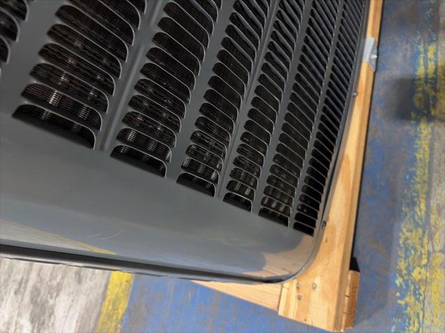 3 Ton Two-Stage Split-System Communicating Compatible Heat Pump 208-230/60/1 R410A 16 SEER