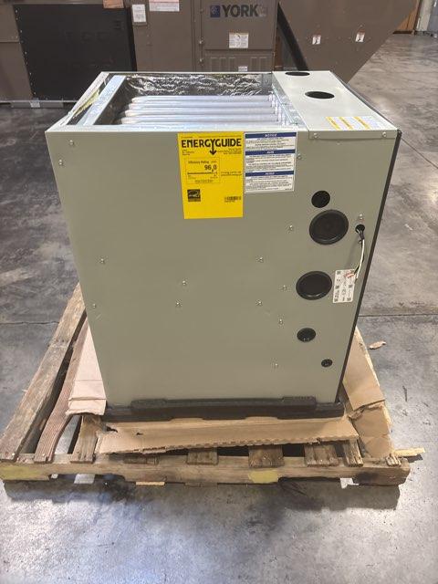 120,000 BTU Two-Stage Upflow/Horizontal PSC Variable Speed Gas Furnace 96% AFUE 120/60/1 CFM: 1985