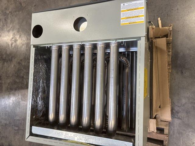 120,000 BTU Two-Stage Upflow/Horizontal PSC Variable Speed Gas Furnace 96% AFUE 120/60/1 CFM: 1985