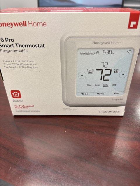 2.5 Ton SS HP 15.2 SEER2 and 3 Ton Wall Mnt Air Handler with 8 KW Heat and Programmable Thermostat