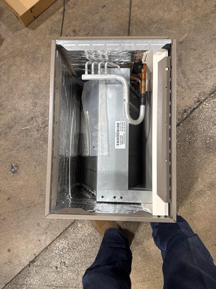 1.5 Ton AC/HP Horizontal Cased A Coil, R410A CFM 600