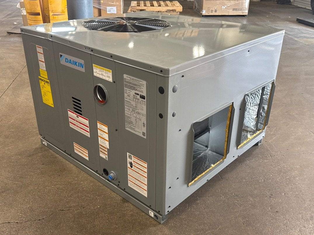 2.5 Ton Ultra Low NOx 2-Stg Convertible Natural G/E Packaged Unit, 14.6 SEER2, 208-230/60/1, R410A