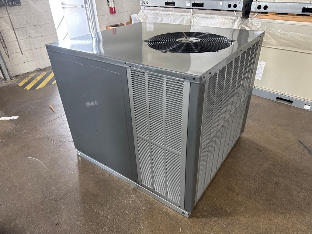 3 Ton Low NOx 2-Stg Convertible Natural Gas/Electric Packaged Unit, 15.2 SEER2, 208-230/60/1, R410A