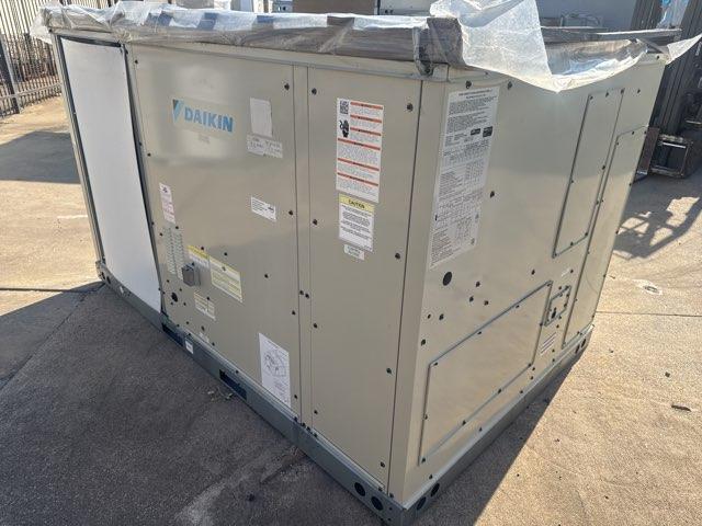 7.5 Ton Two-Stage Convertible Natural Gas/Electric Packaged Unit, 12.2 EER, 208-230/60/3, R410A