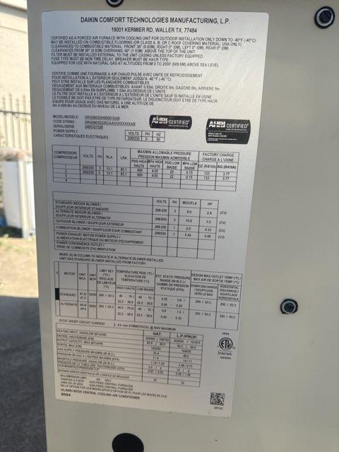 7.5 Ton Two-Stage Convertible Natural Gas/Electric Packaged Unit, 12.2 EER, 208-230/60/3, R410A