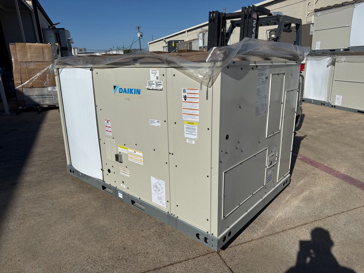 7.5 Ton Two-Stage Convertible Natural Gas/Electric Packaged Unit, 12.2 EER, 460/60/3, R410A