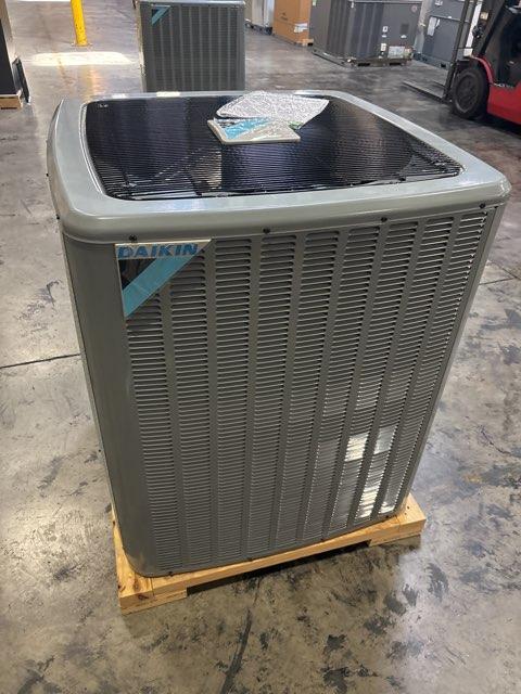 4 Ton Two-Stage Split-System Communicating Compatible Air Conditioner 208-230/60/1 R410A 17 SEER2
