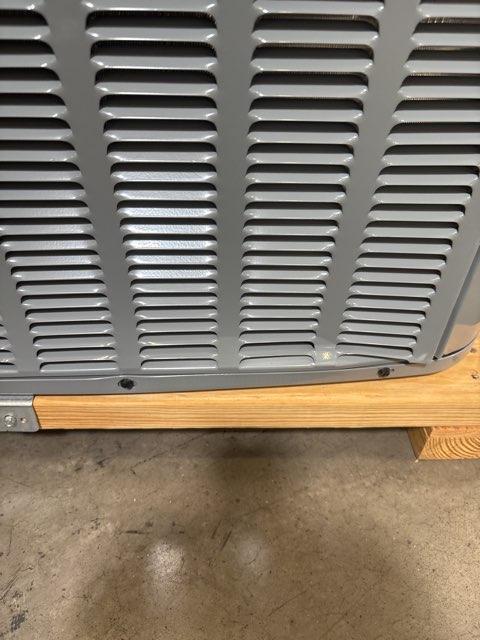 4 Ton Two-Stage Split-System Communicating Compatible Air Conditioner 208-230/60/1 R410A 17 SEER2