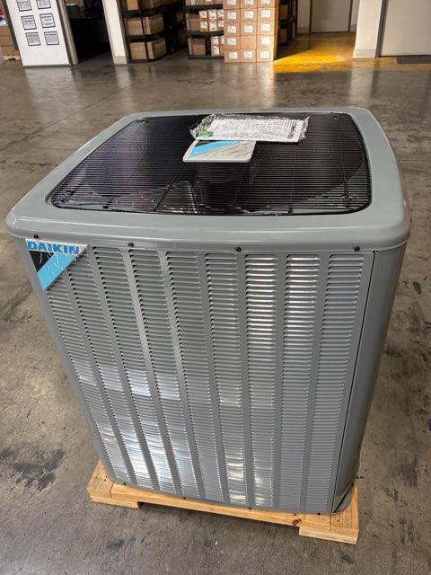 4 Ton Two-Stage Split-System Communicating Compatible Air Conditioner 208-230/60/1 R410A 17 SEER2