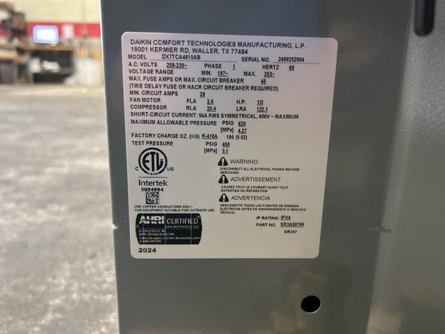 4 Ton Two-Stage Split-System Communicating Compatible Air Conditioner 208-230/60/1 R410A 17 SEER2