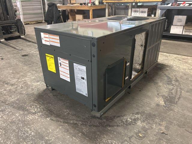 2 Ton Single-Stage Horizontal Packaged Heat Pump Unit, 13.4 SEER2, 208-230/60/1, R410A