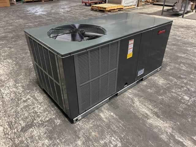 2 Ton Single-Stage Horizontal Packaged Heat Pump Unit, 13.4 SEER2, 208-230/60/1, R410A