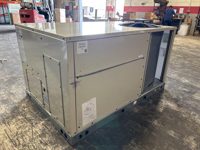 3 Ton Ultra Low NOx 1-Stg Convertible Natural G/E Packaged Unit, 13.4 SEER2, 208-230/60/1, R410A