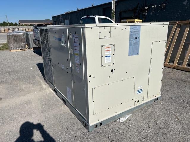 10 Ton Two-Stage Convertible Packaged Heat Pump Unit, 11 EER, 208-230/60/3, R410A