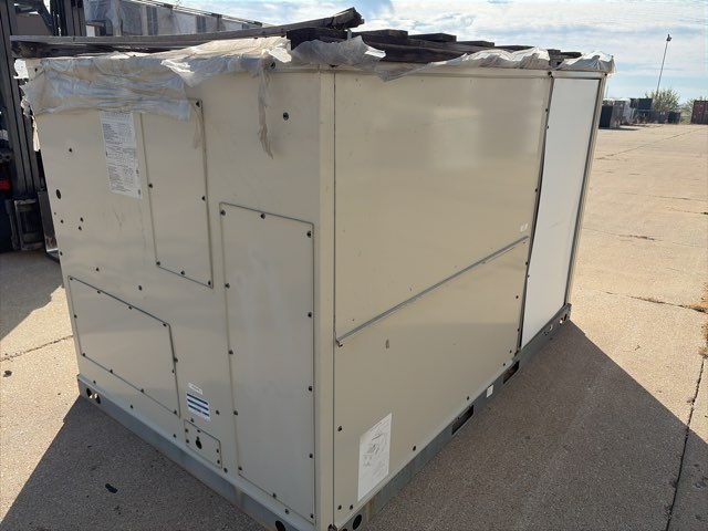 12.5 Ton Two-Stage Convertible Natural Gas/Electric Packaged Unit, 11.5 EER, 460/60/3, R410A