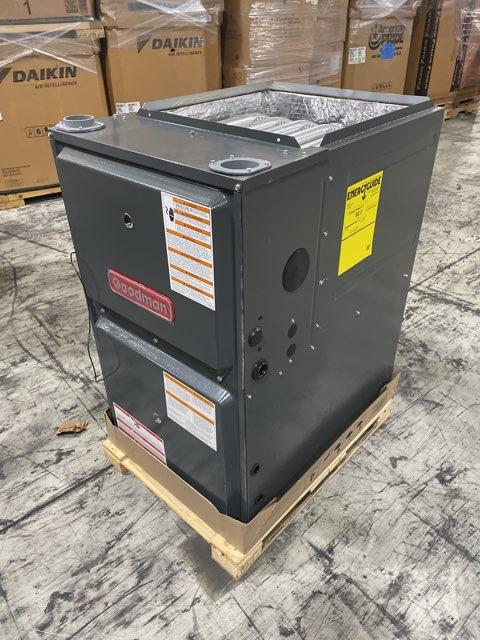 100,000 BTU Single-Stage Upflow/Horizontal ECM Multi Speed Gas Furnace 92% AFUE 115/60/1 CFM: 2000