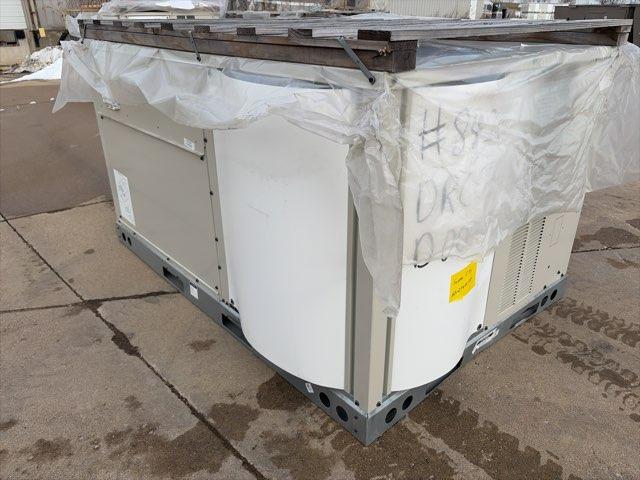 3 Ton Two-Stage Convertible Packaged Air Conditioning Unit, 16.4 SEER2, 575/60/3, R410A