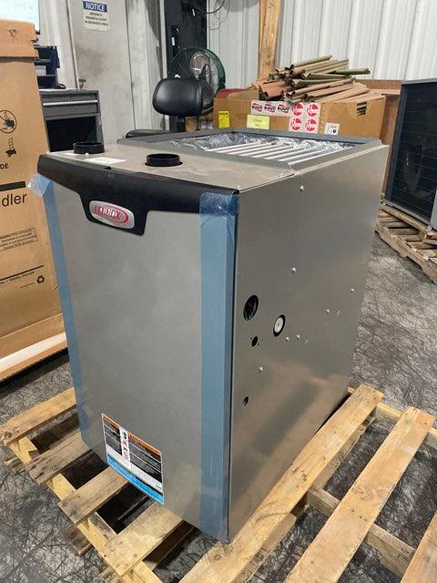 88,000 BTU Low NOx Two-Stage Up/Horz ECM Var Spd Comm Compatible Gas Furnace 96% 120/60/1 CFM: 2210